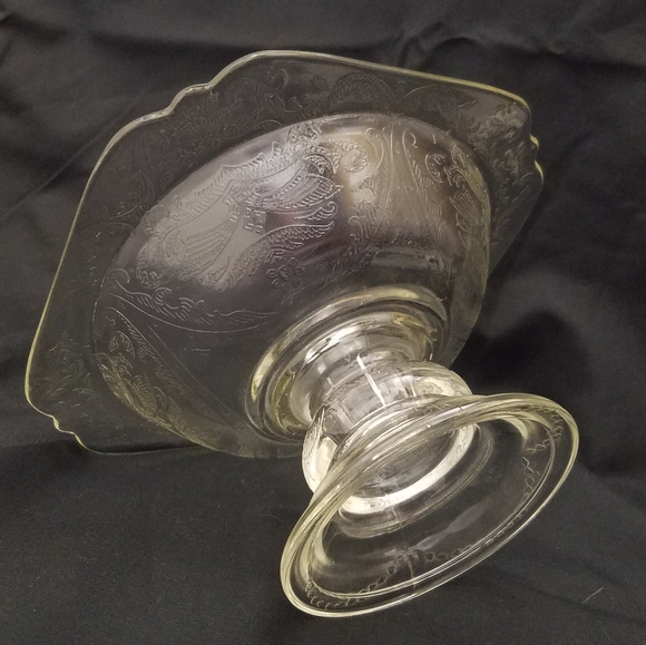 Federal Glass Madrid Pattern Clear Glass Pedestal Bowl - Picture 6 of 6